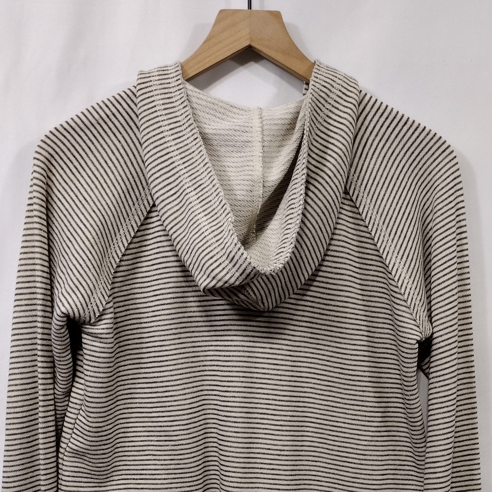 NWT Blue 84 Striped Texas Hoodie Womens L Gray Red Retro Y2K Sporty Outdoor - Picture 6 of 9